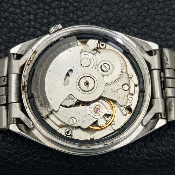 Vintage 1976 Disney Seiko Automatic Mens Silver Watch W/daydate & Green accents - Picture 10 of 10